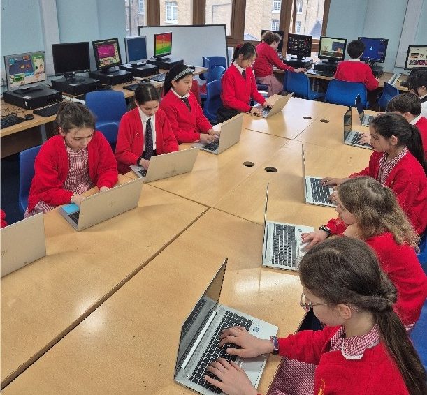 Hammerson laptop donations light up the classroom