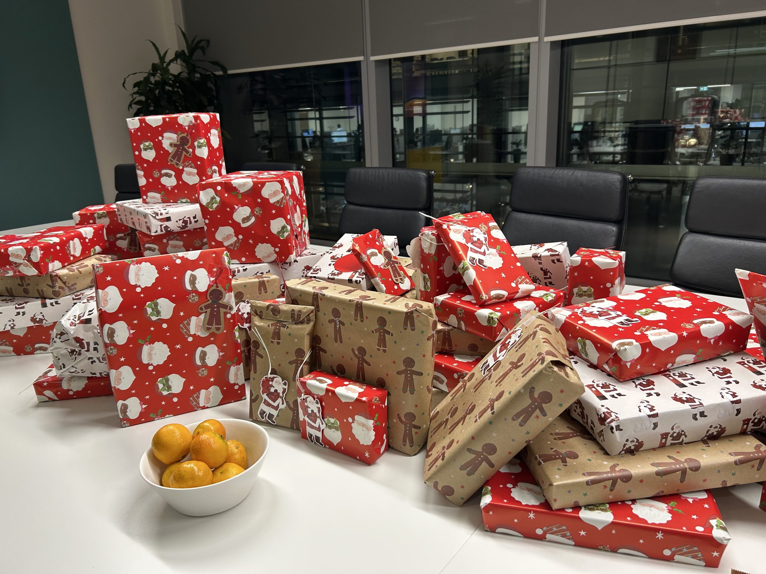 Marble Arch businesses support Festive Donation Drive