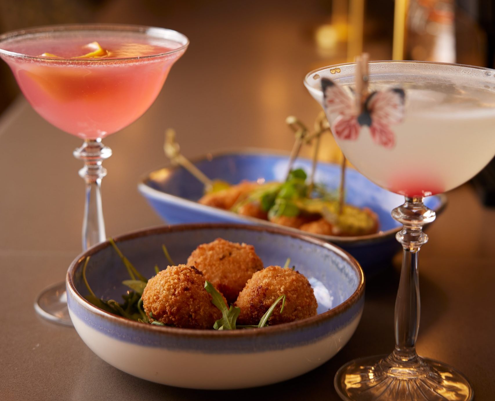 Archy’s Bar & Lounge