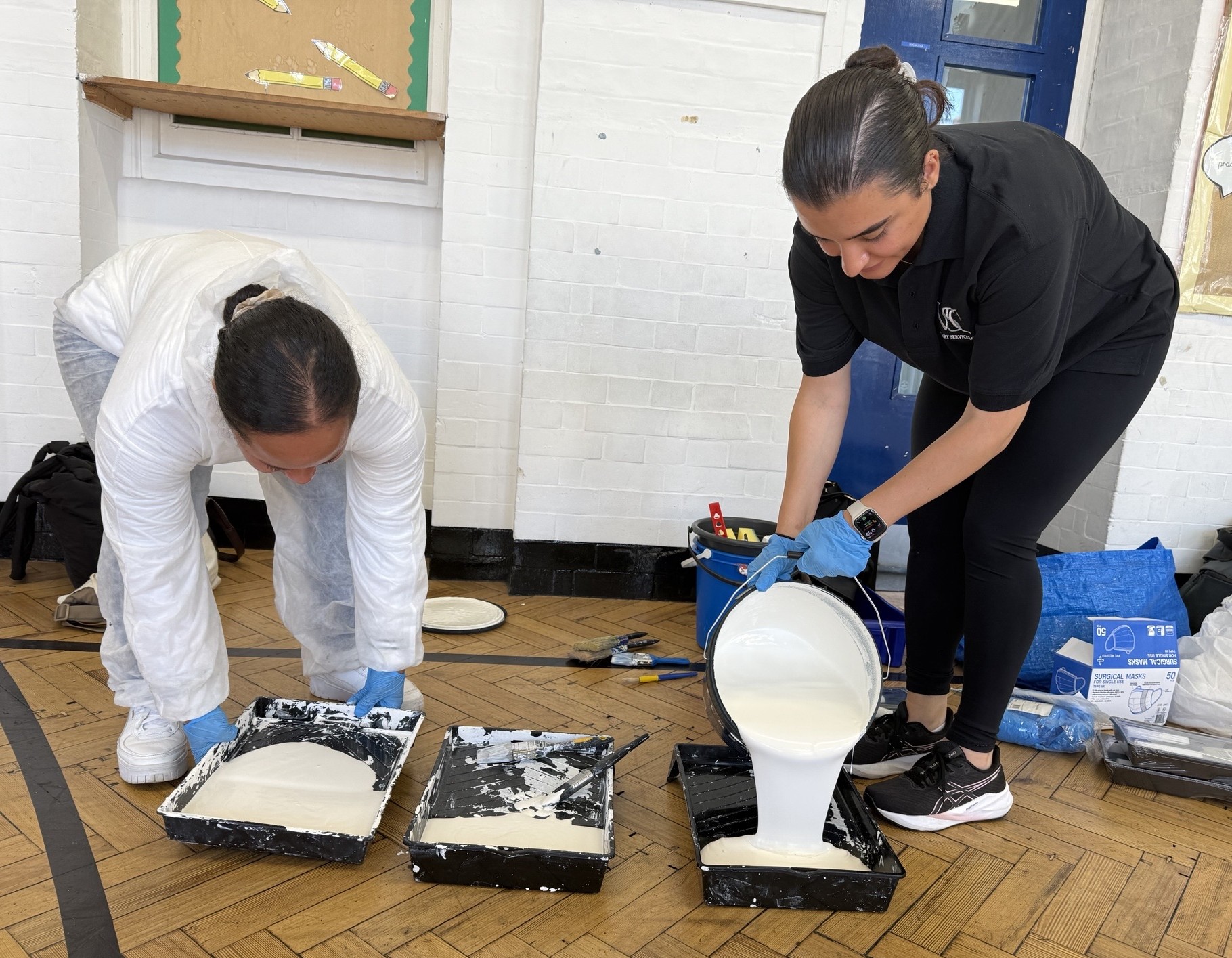 Volunteers Give Essendine Primary a Fresh Start Ahead of Term